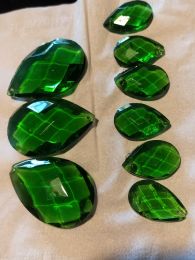 Poire cristal moulé vert , le lot