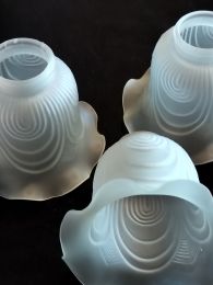 Trio tulipes verre satiné drapé